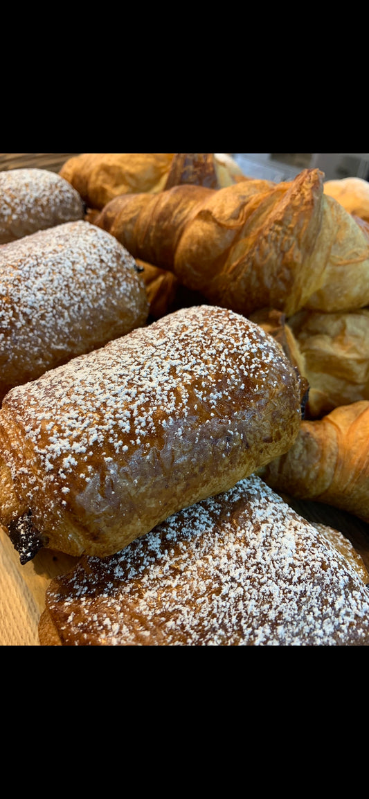 Pain Au Chocolat