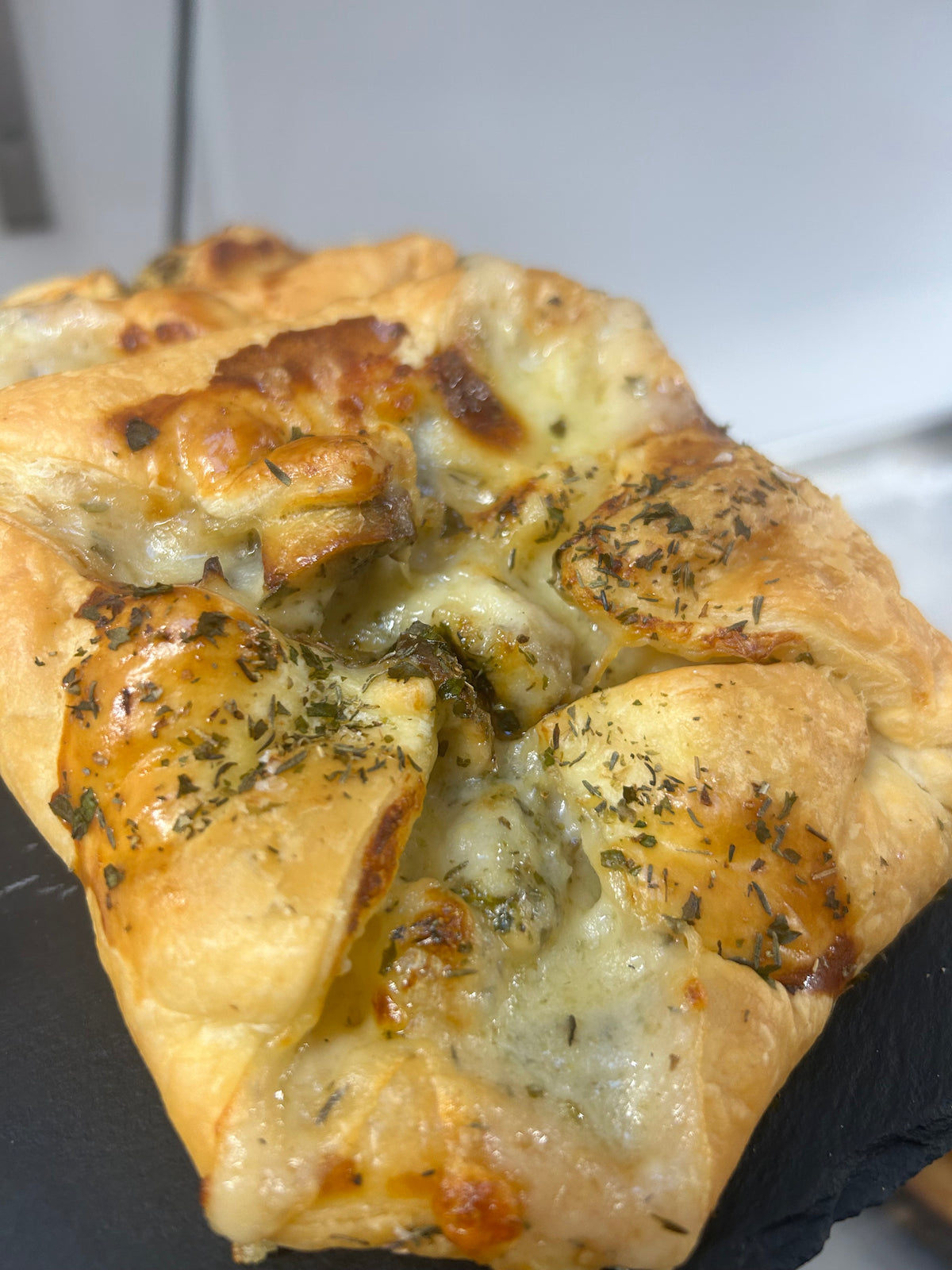 Roast onion, mushroom & smoked cheddar pastry